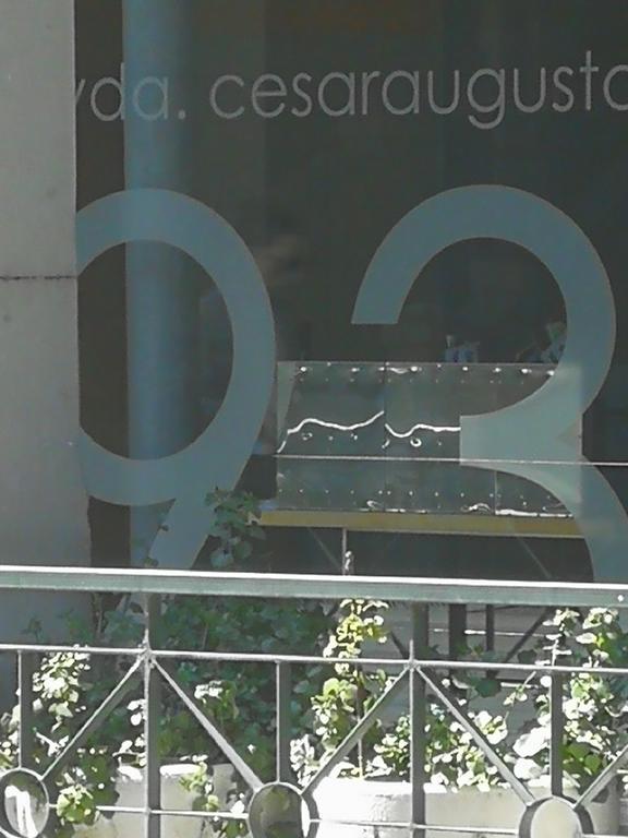 18 Torres Mercado Central Zaragoza Bagian luar foto